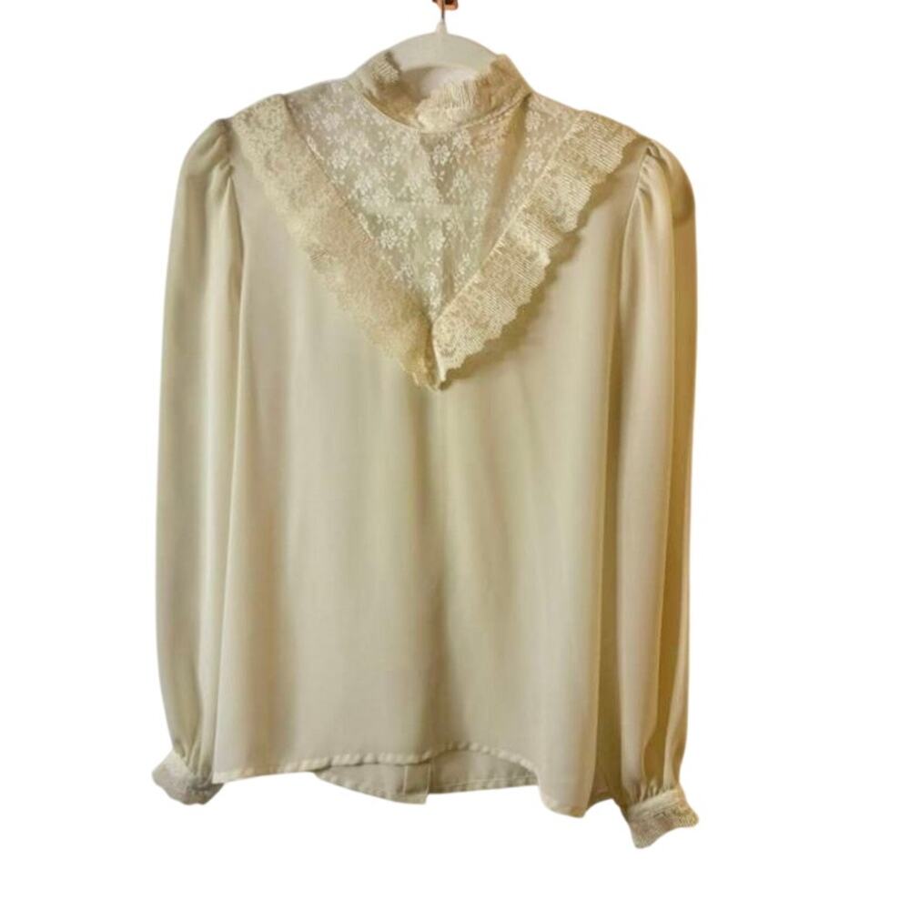 Anne French 1960s to 1970s Victorian style blouse Women's sz. 8 In Ivory White